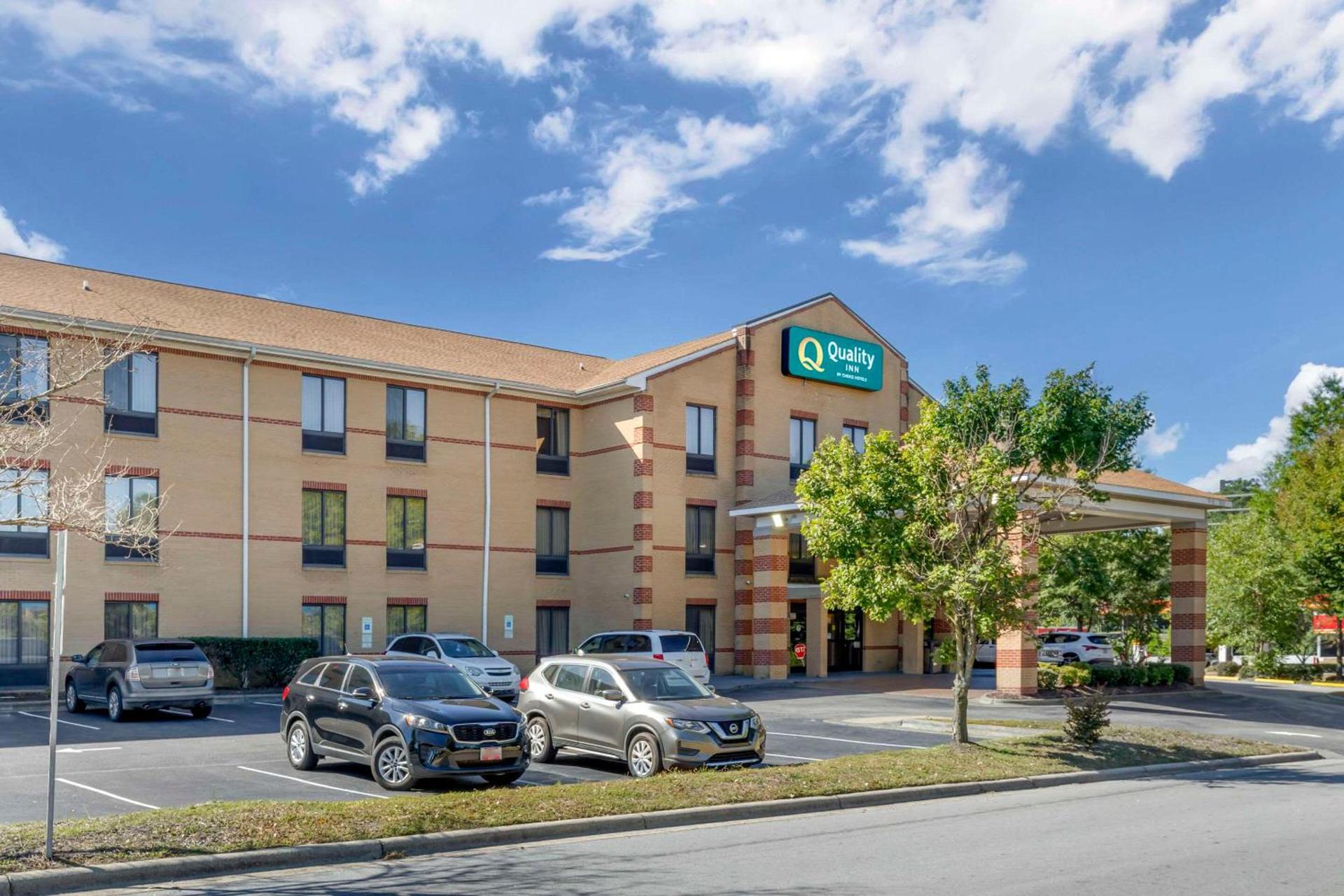 Quality Inn Raleigh Downtown photo 2