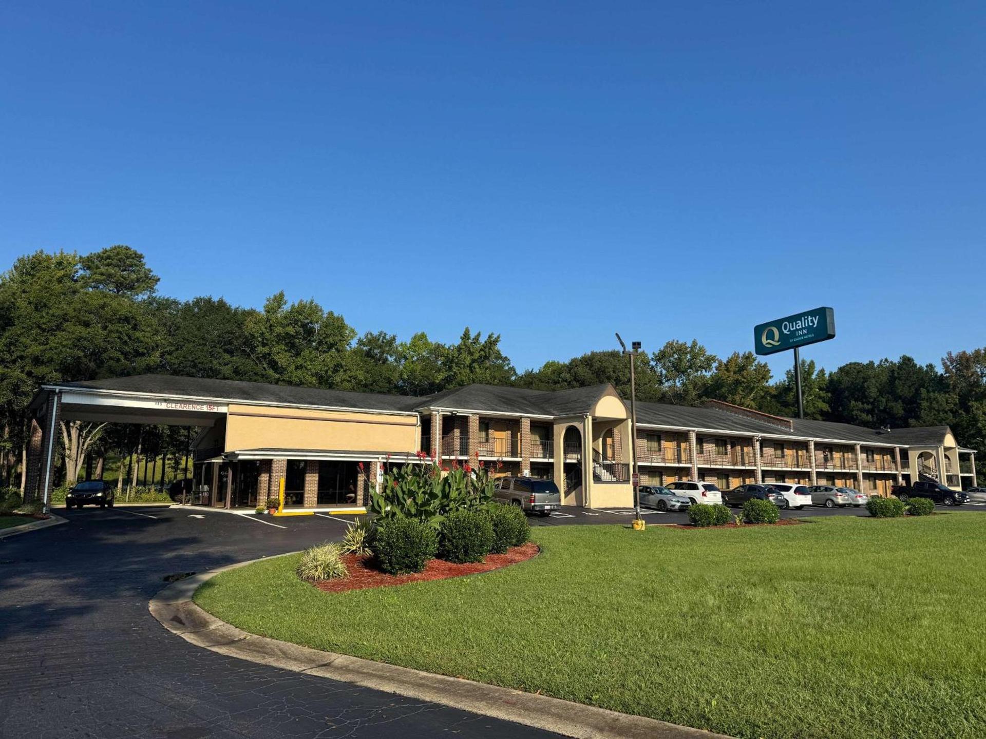 Quality Inn Kenly I-95 photo 1
