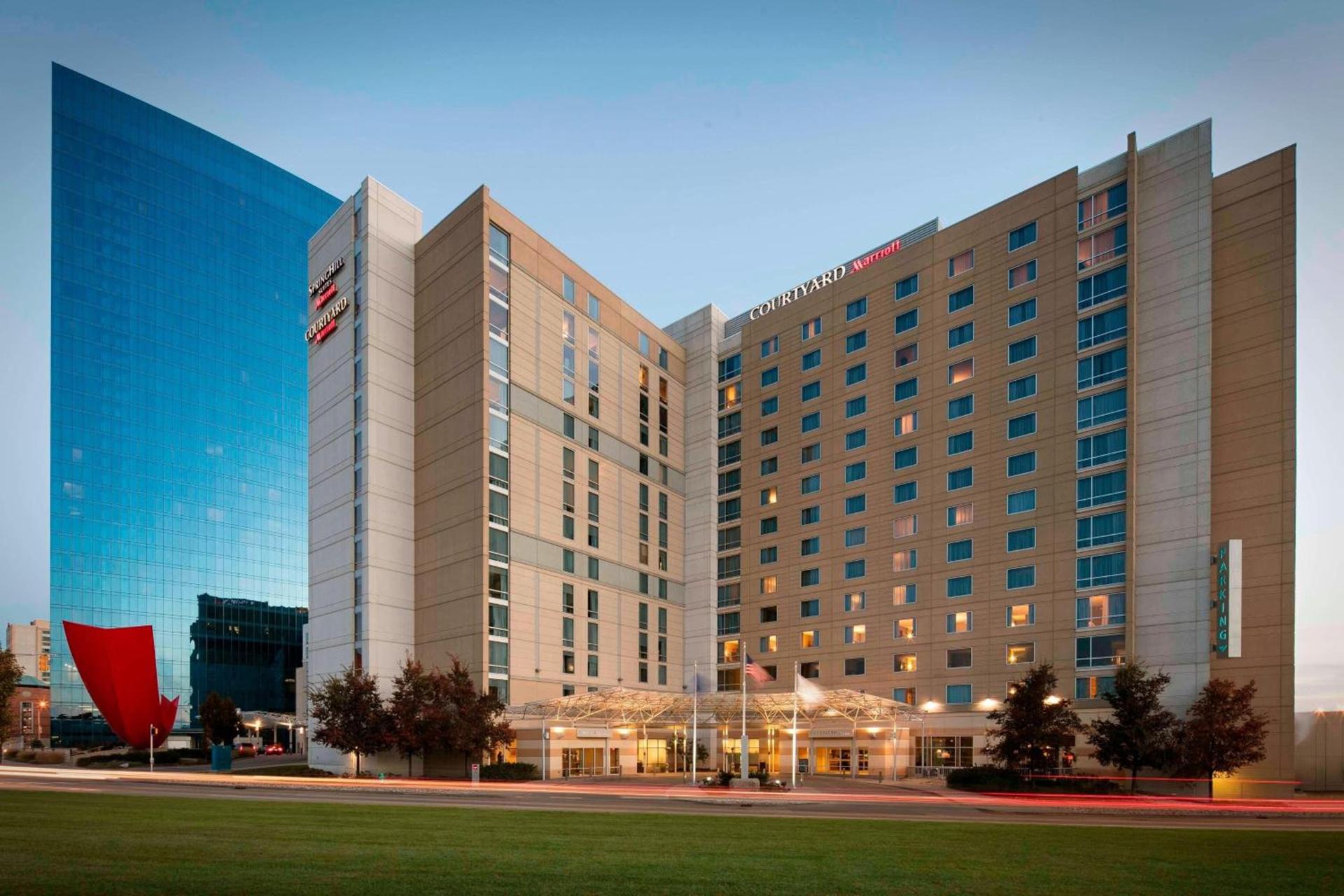 Courtyard by Marriott Indianapolis Downtown photo 1