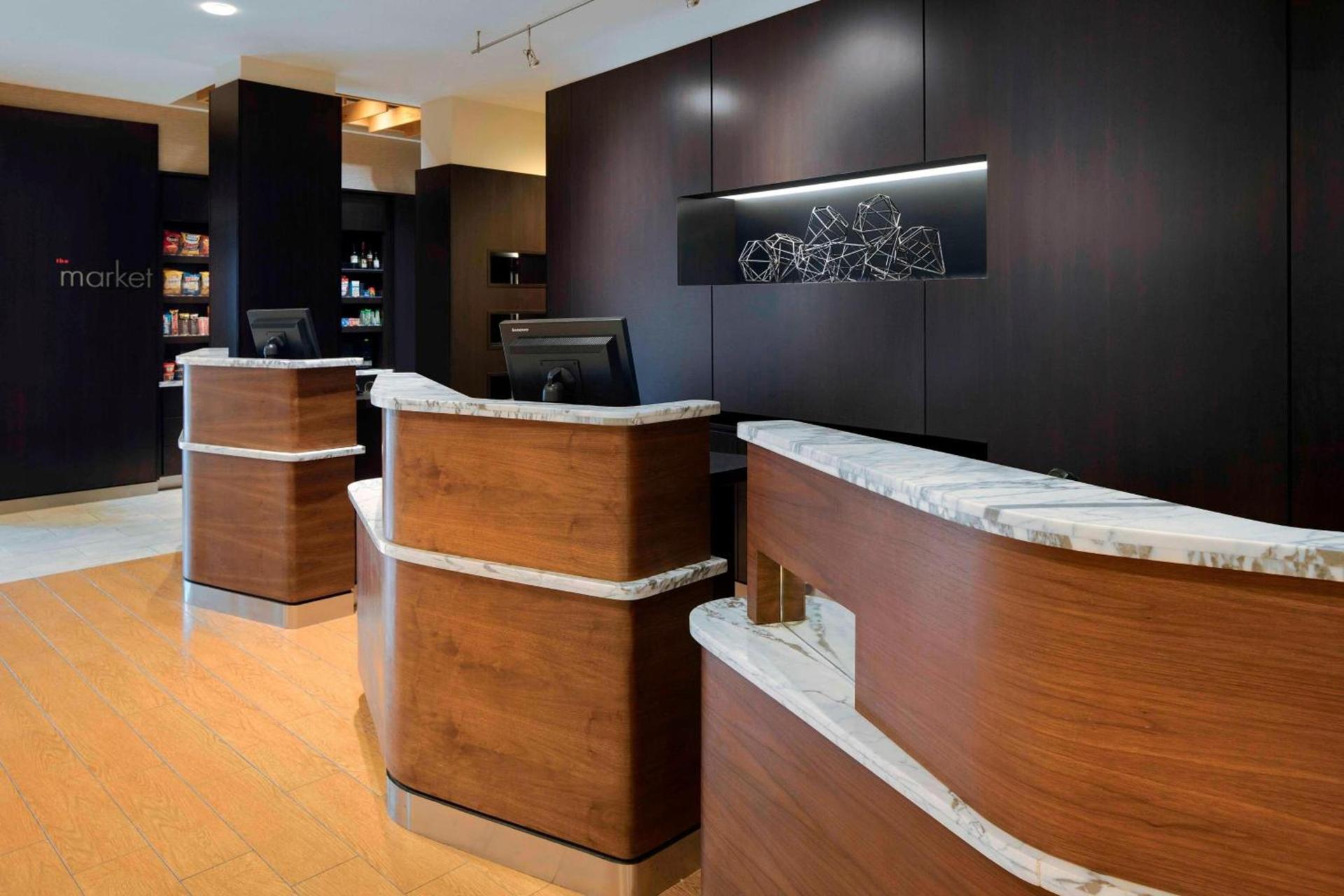 Courtyard by Marriott Indianapolis Downtown photo 3