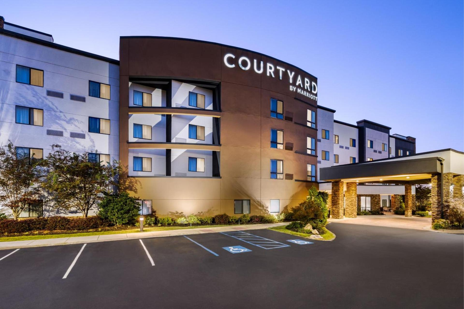 Courtyard by Marriott Auburn photo 1
