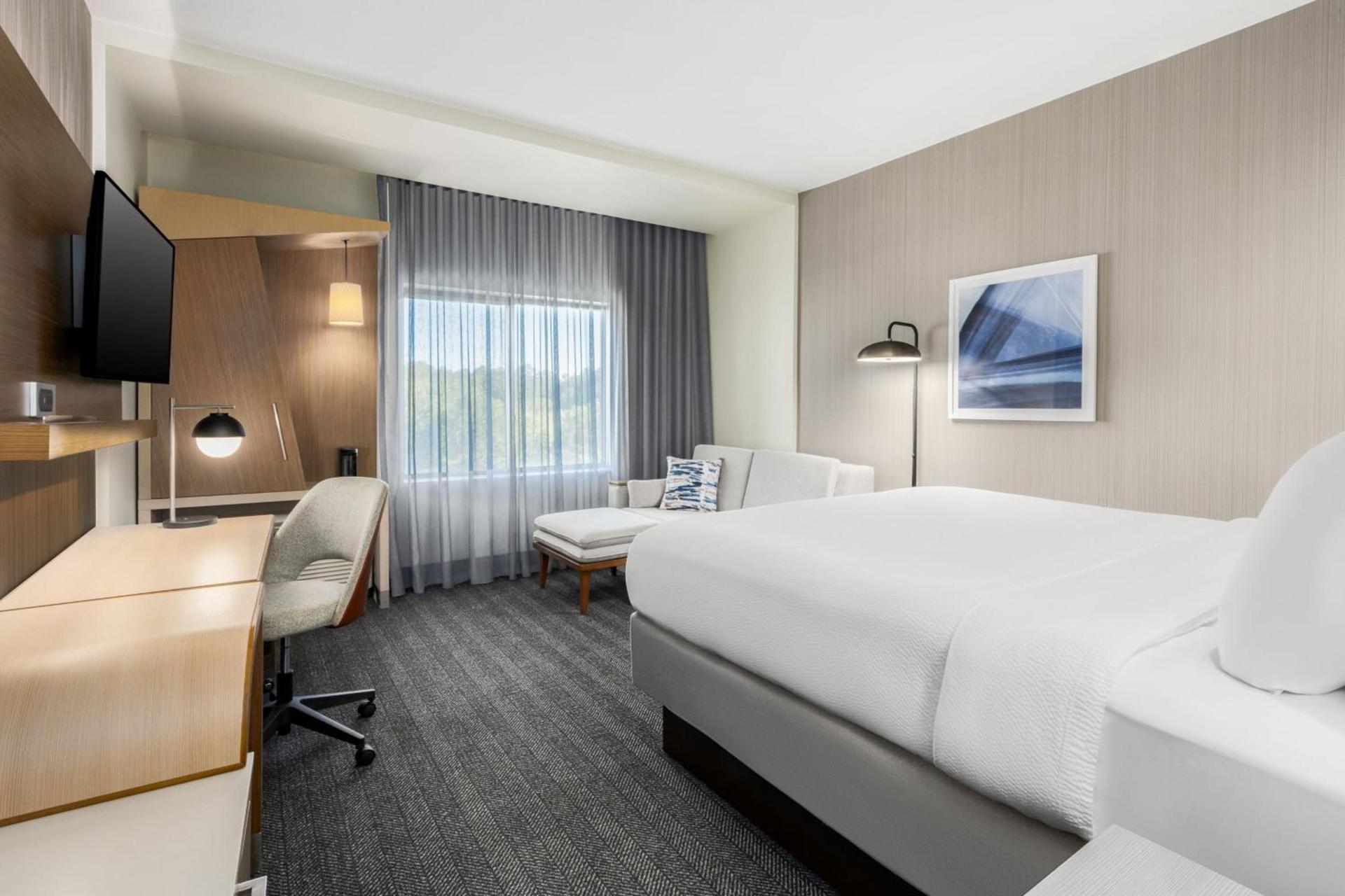 Courtyard by Marriott Auburn photo 12