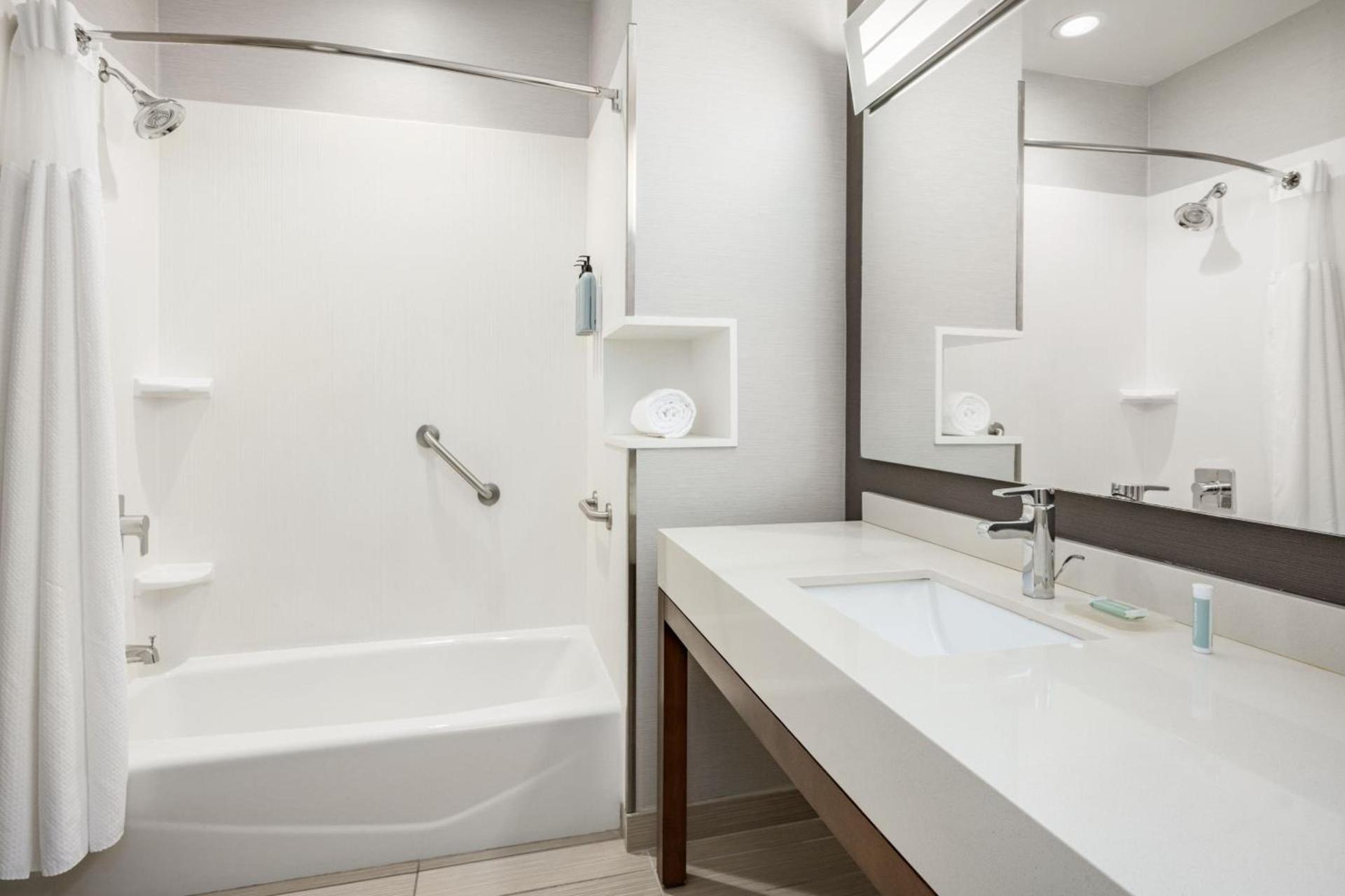 Courtyard by Marriott Auburn photo 20