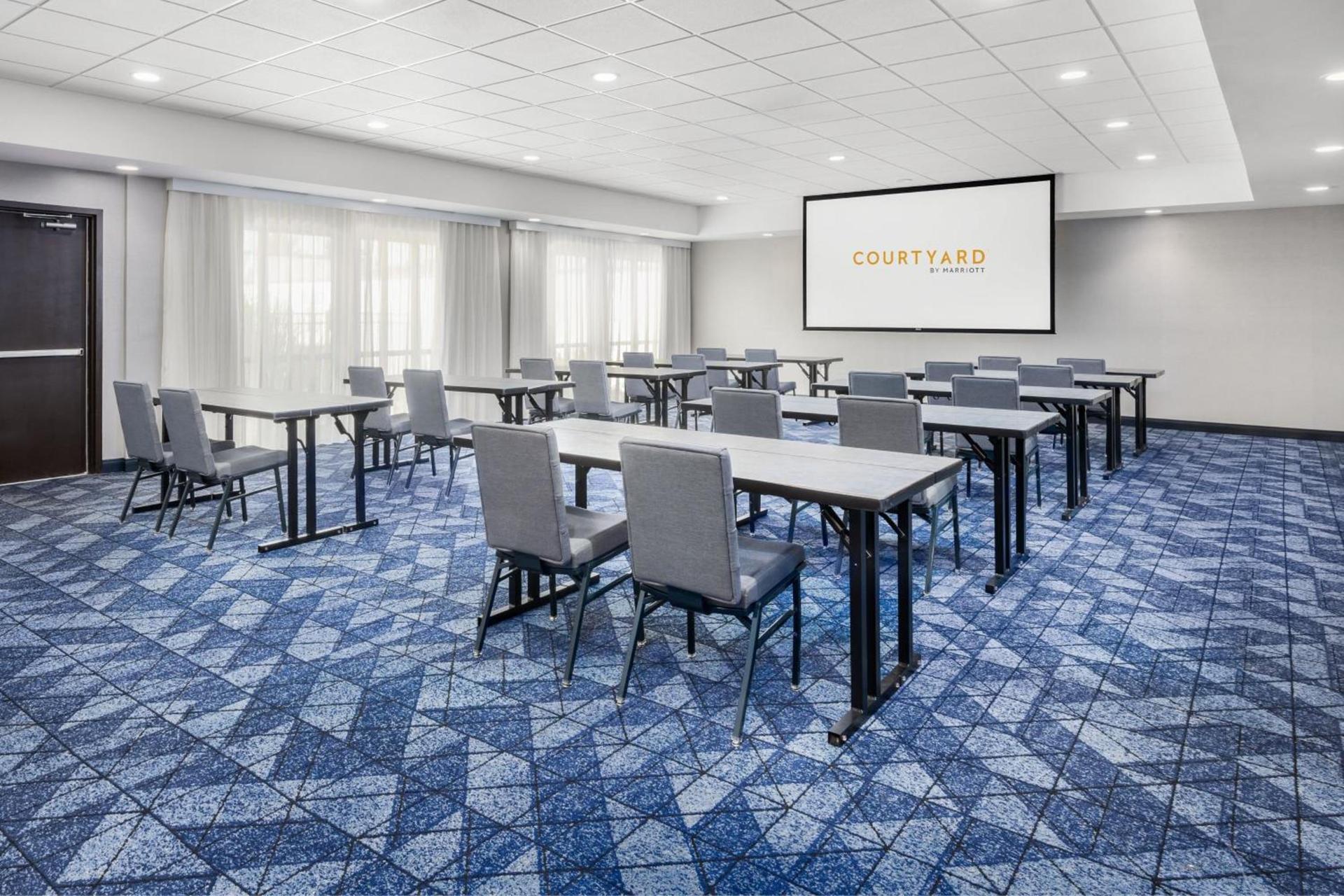 Courtyard by Marriott Auburn photo 45