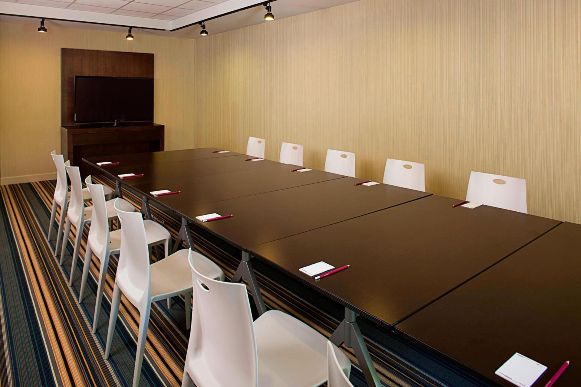 Aloft by Marriott Miami - Brickell photo 12