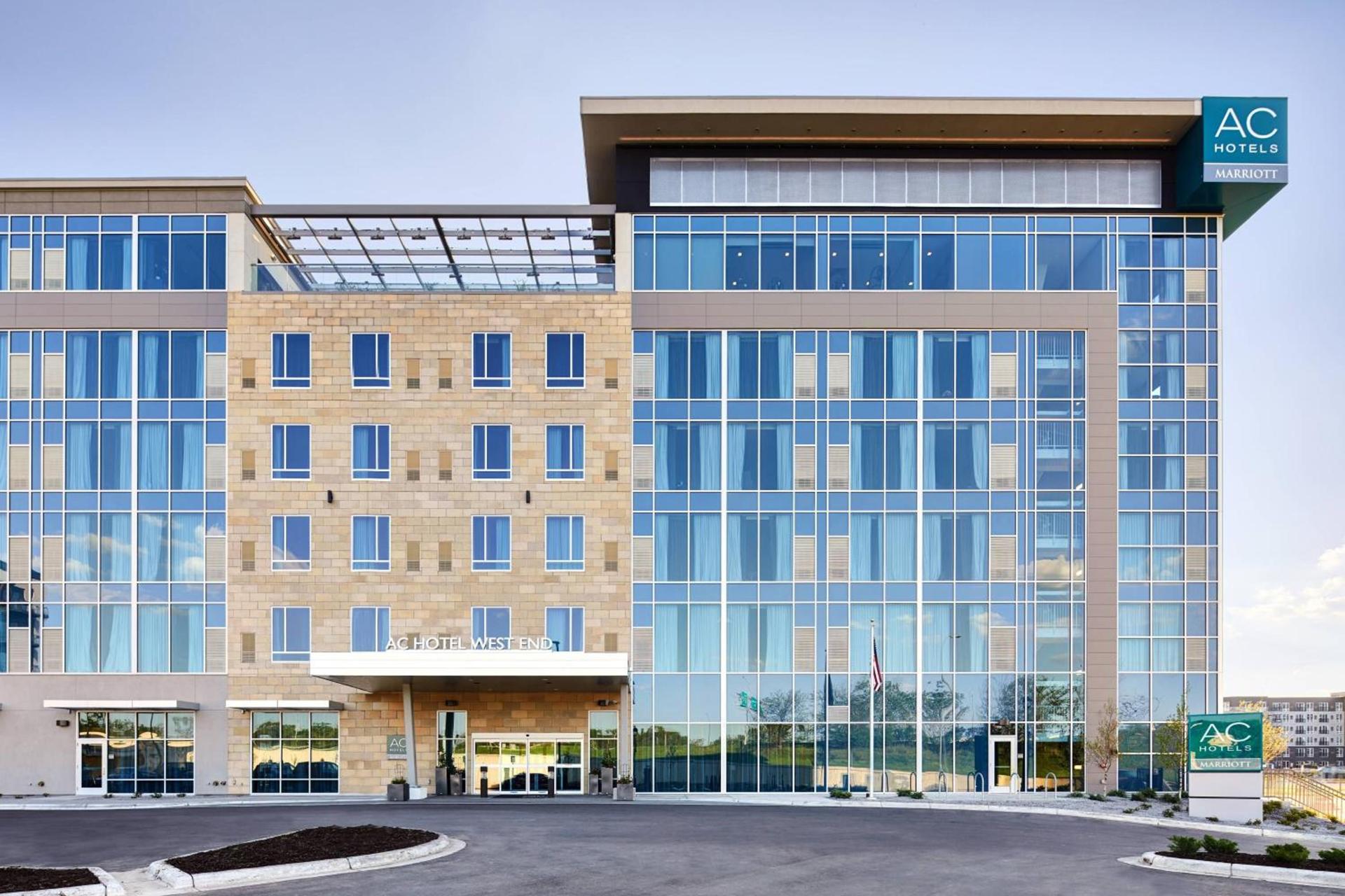 AC Hotel by Marriott Minneapolis West End photo 1