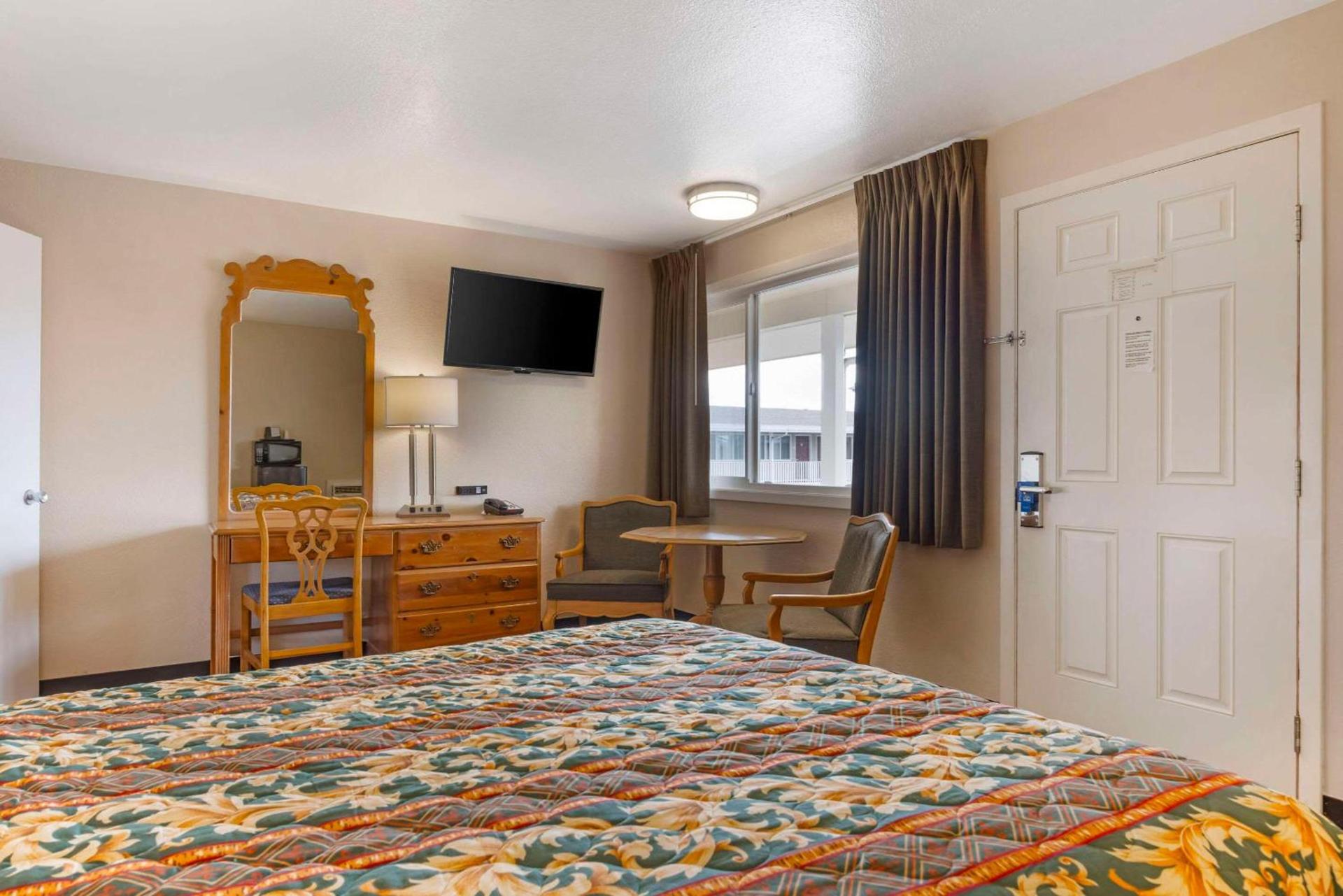Rodeway Inn Albany photo 33