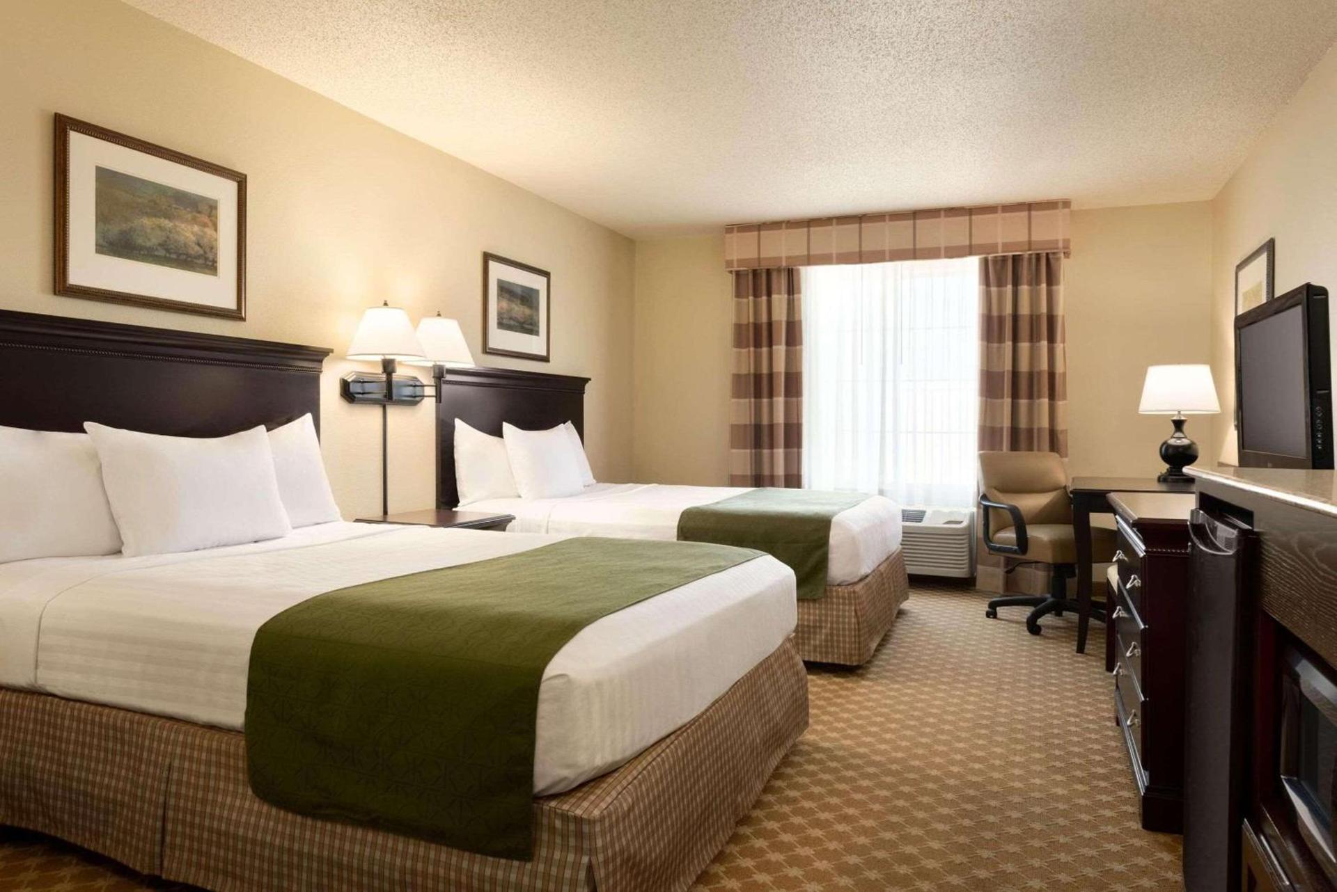 Country Inn & Suites by Radisson, Chanhassen, MN photo 54