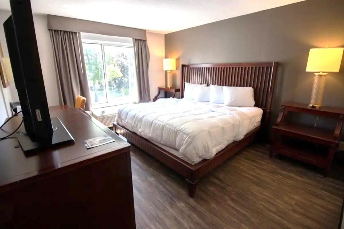 Baymont Inn and Suites by Wyndham Columbus / Near OSU photo 14