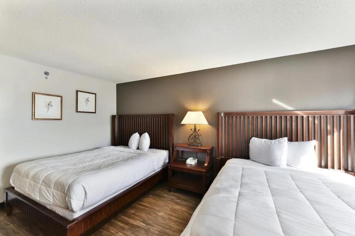Baymont Inn and Suites by Wyndham Columbus / Near OSU photo 40
