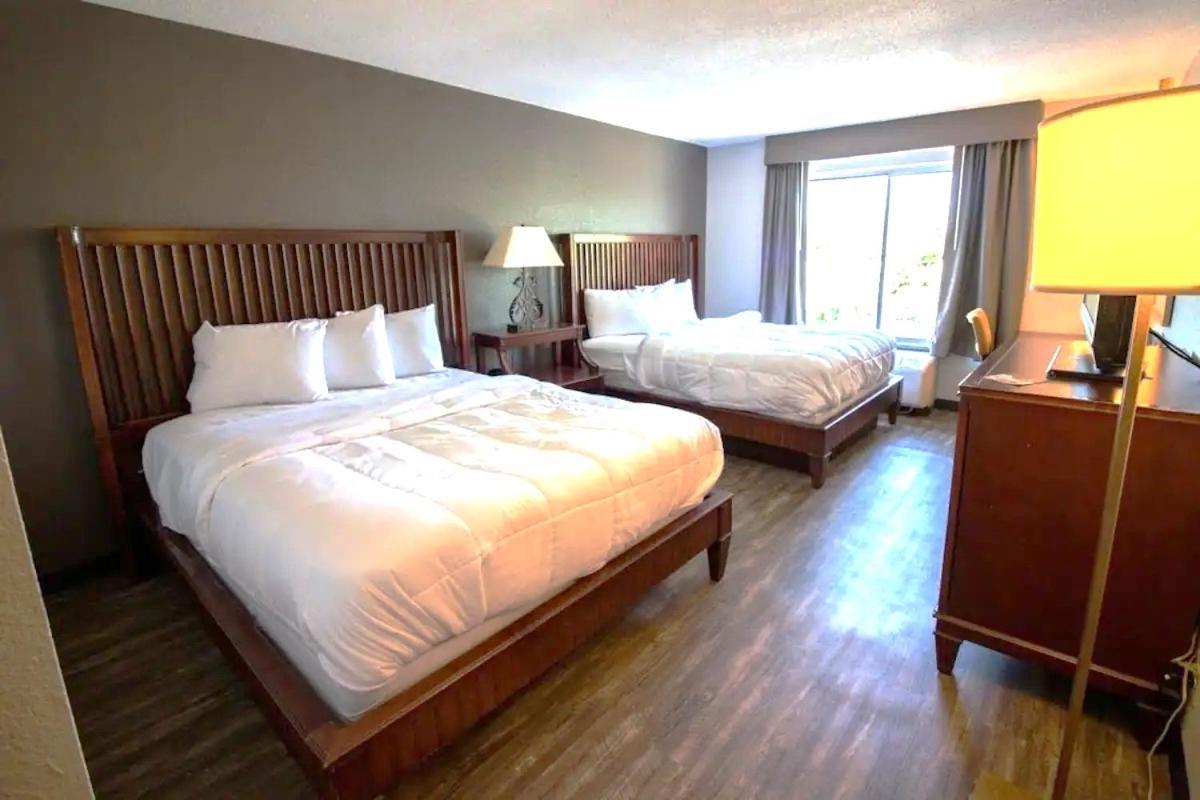 Baymont Inn and Suites by Wyndham Columbus / Near OSU photo 38