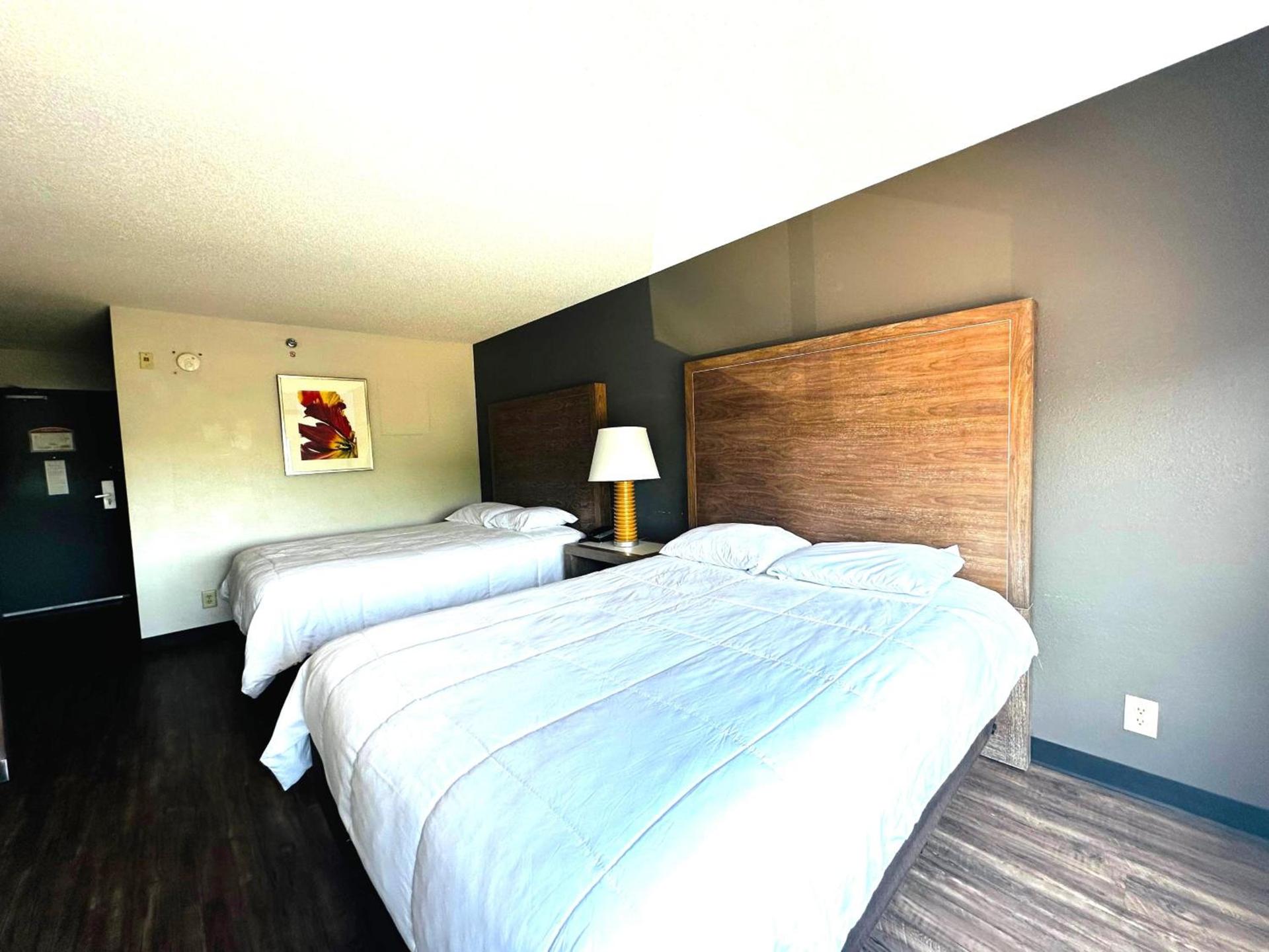 Baymont Inn and Suites by Wyndham Columbus / Near OSU photo 30