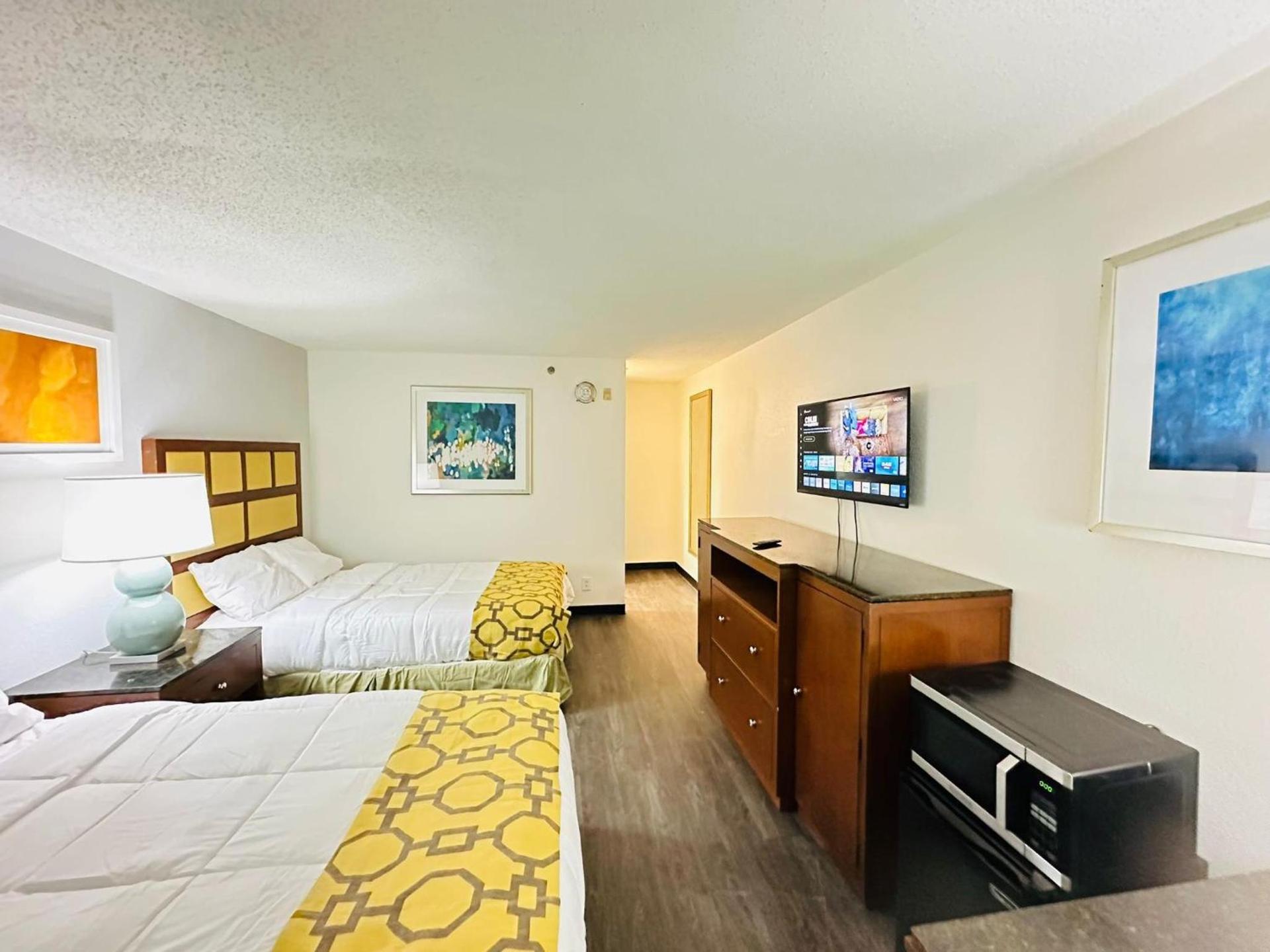 Baymont Inn and Suites by Wyndham Columbus / Near OSU photo 45