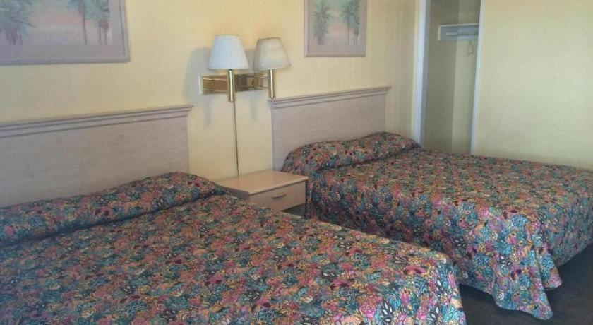 OYO Gateway Motel Las Vegas North Strip/Fremont St. Area photo 12