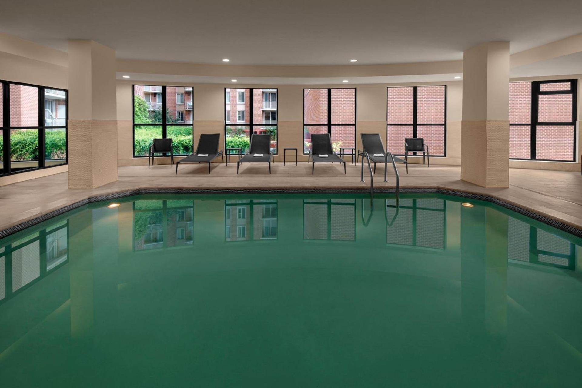 Courtyard by Marriott Washington Capitol Hill/Navy Yard photo 37
