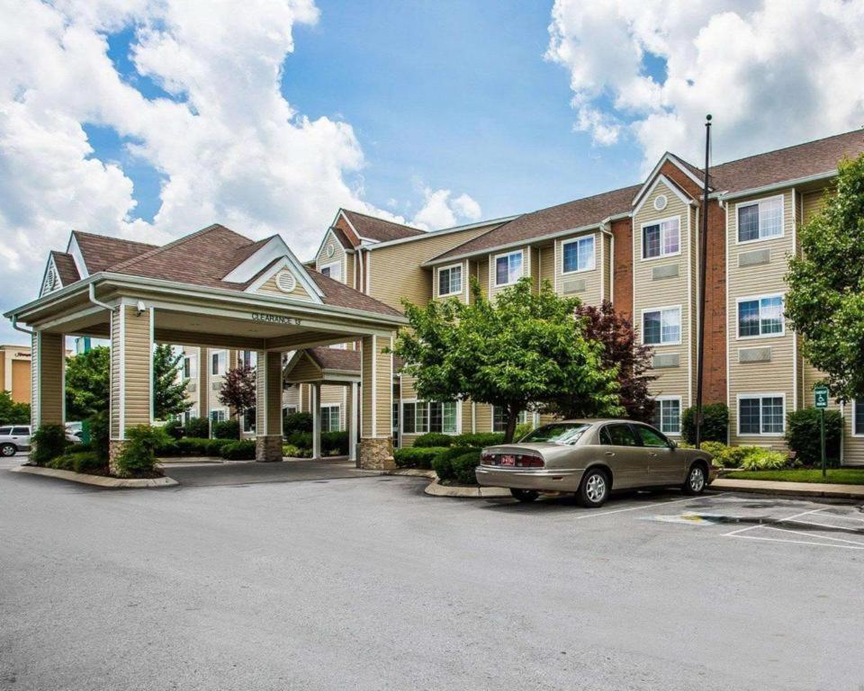 Quality Inn & Suites photo 11