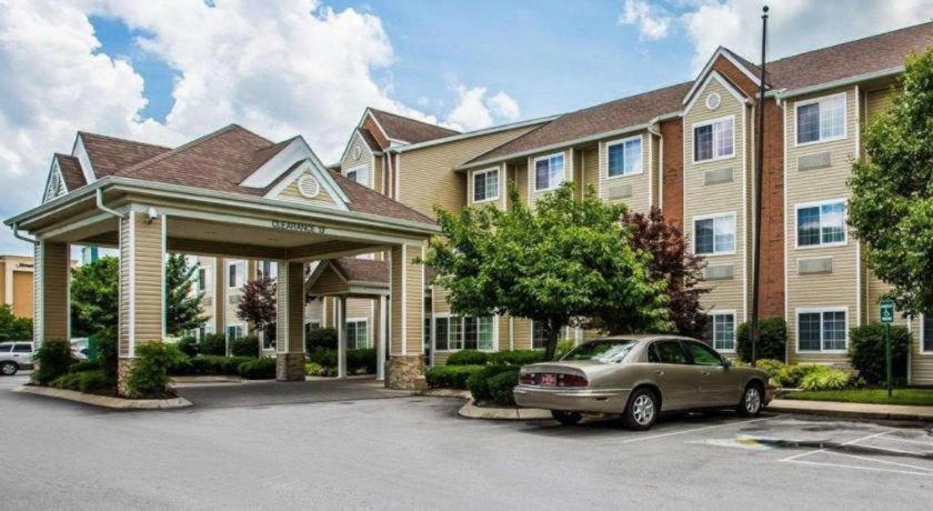 Quality Inn & Suites photo 16