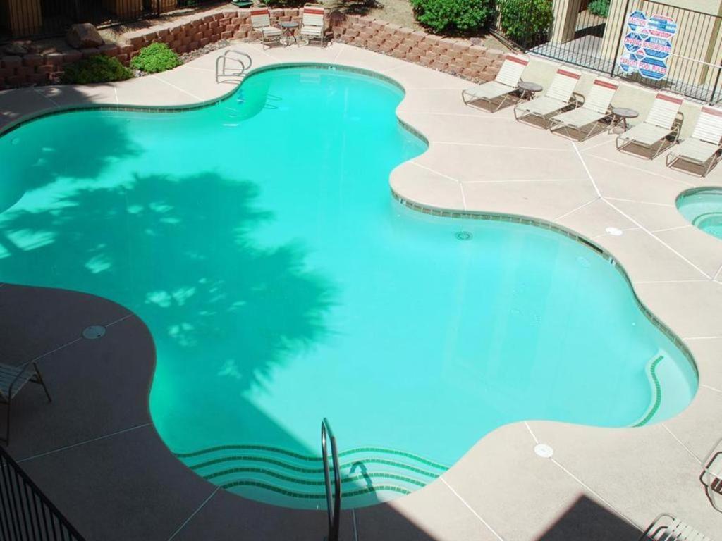 Nellis Suites at Main Gate Hotel photo 2