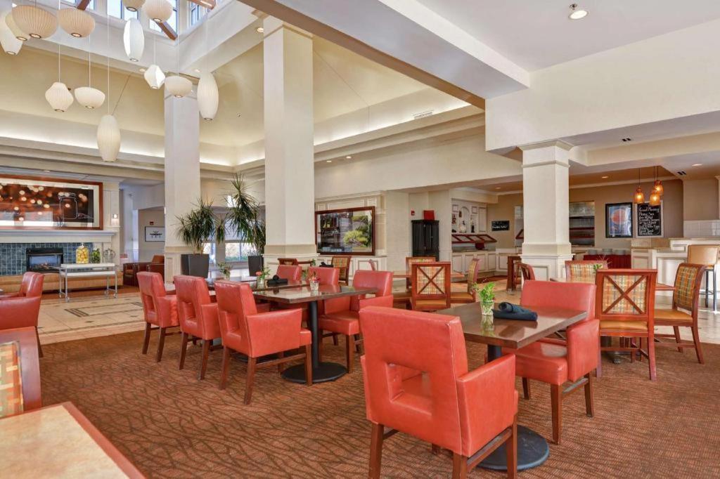 Hilton Garden Inn Oshkosh photo 60