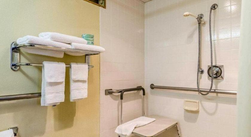 SureStay Hotel photo 25