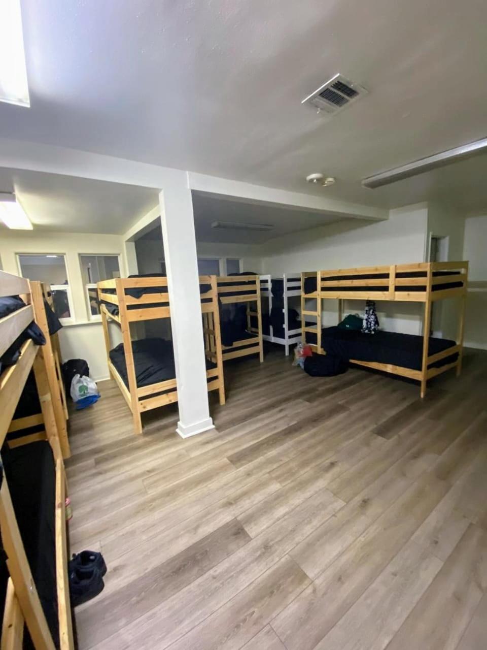 Van Nuys Downtown Paradise photo 5