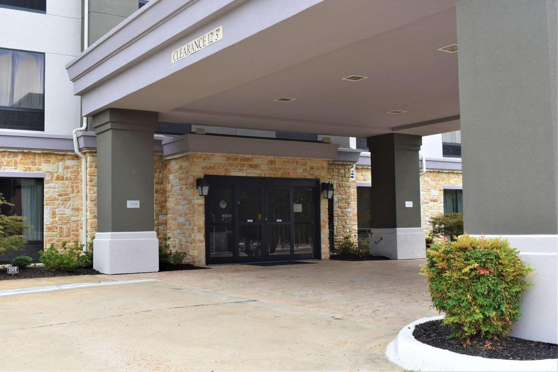 Comfort Suites Forrest City photo 4