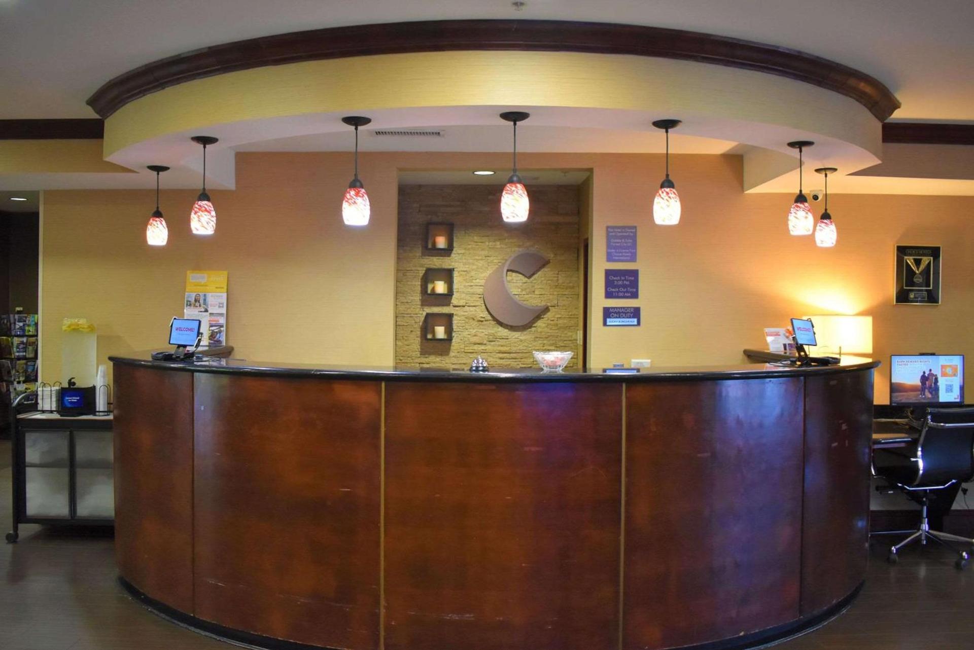 Comfort Suites Forrest City photo 8