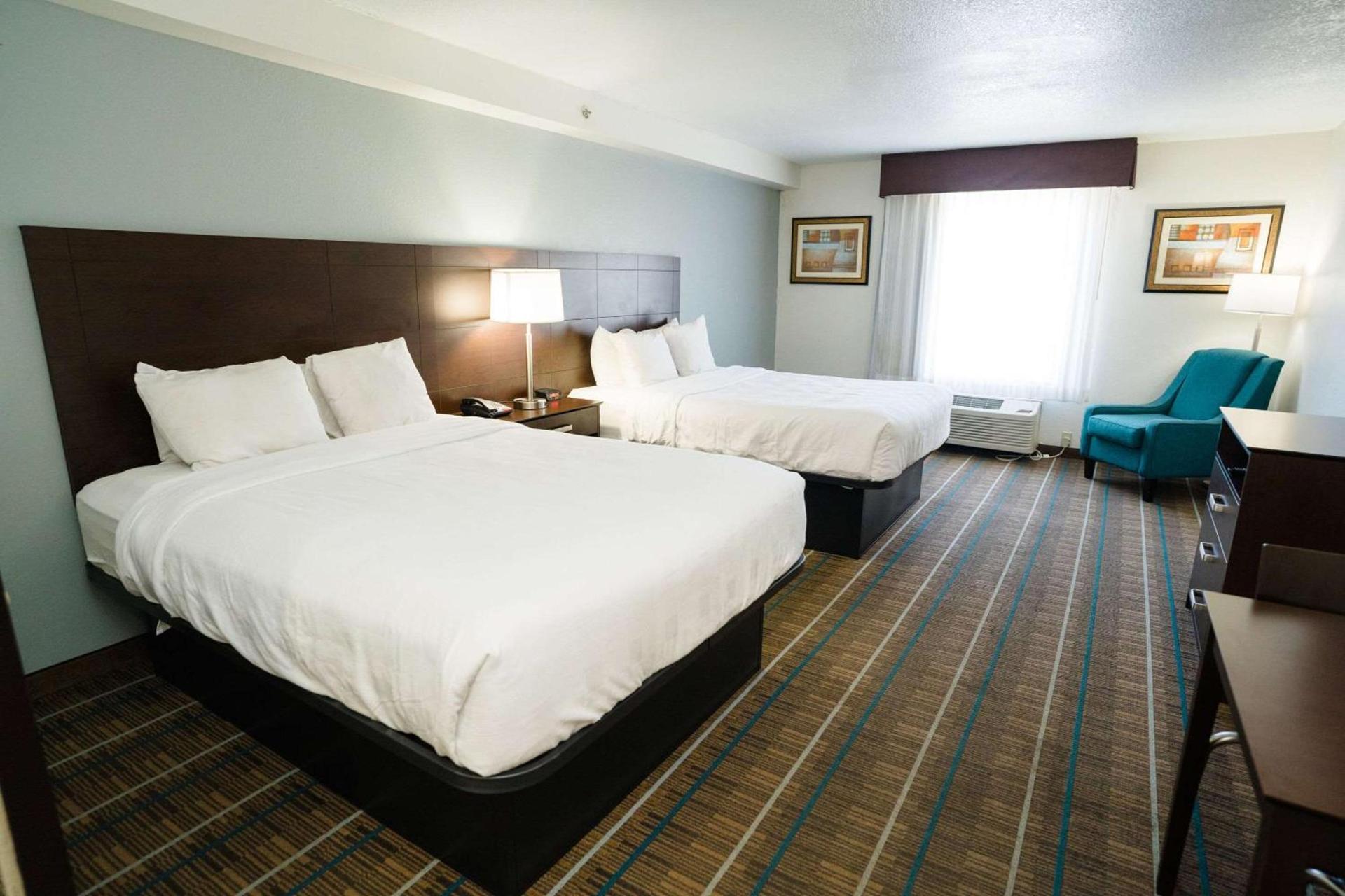 MainStay Suites Knoxville North I-75 photo 17