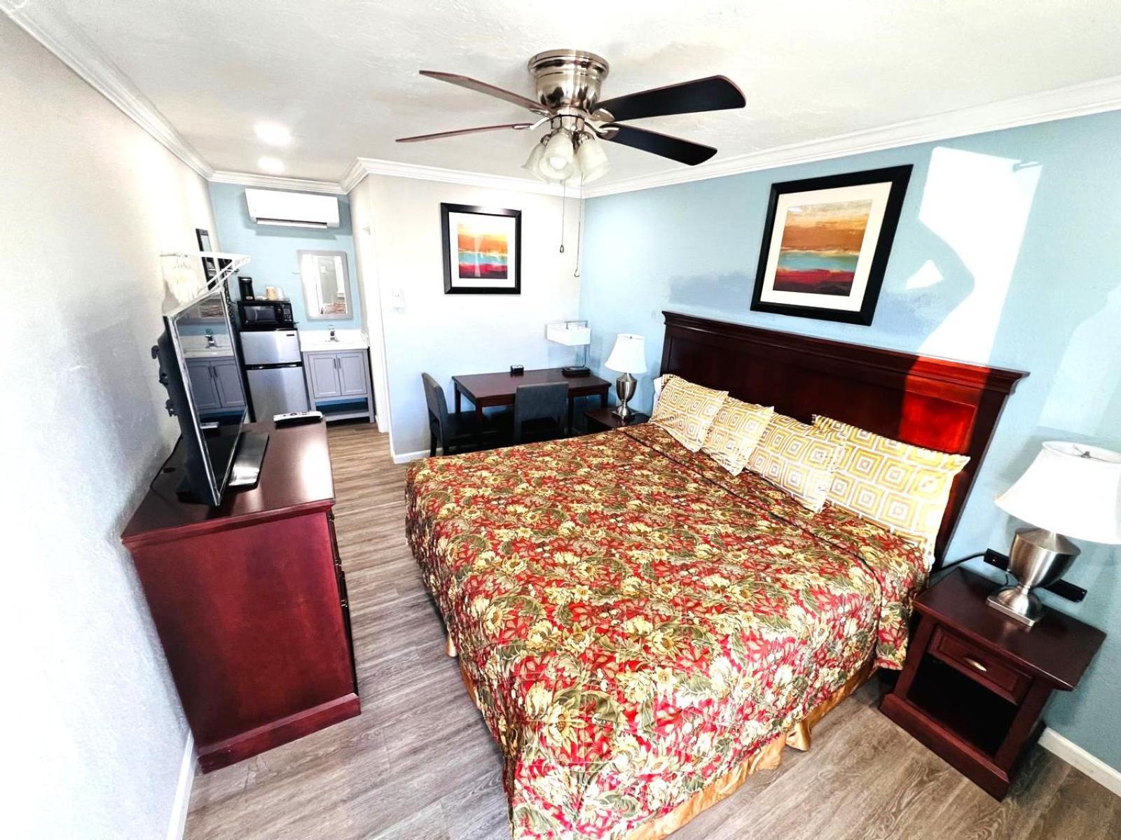 Sunshine Inn & Suites Venice, Florida photo 44