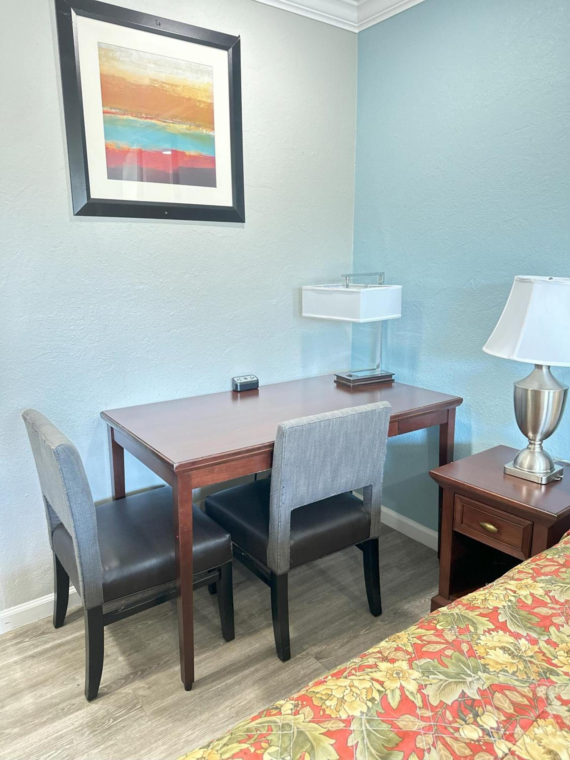 Sunshine Inn & Suites Venice, Florida photo 56