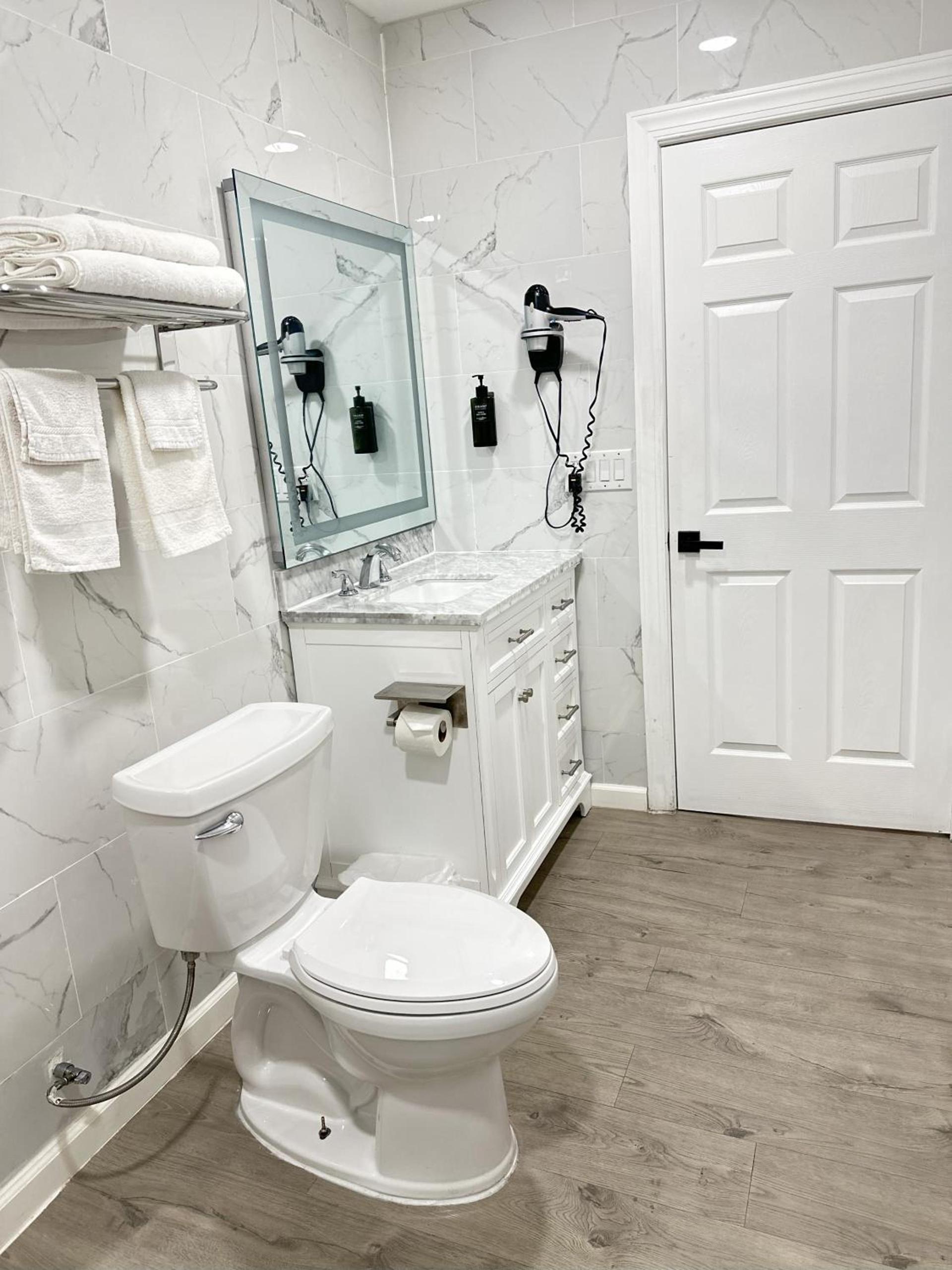 Sunshine Inn & Suites Venice, Florida photo 43