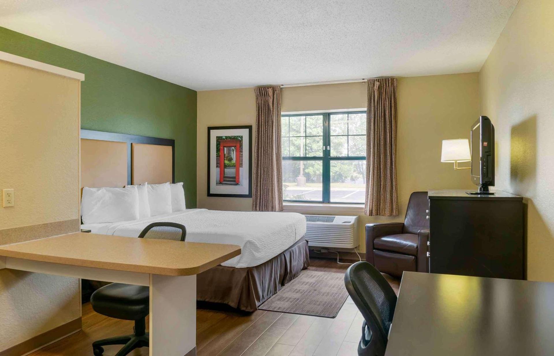 Extended Stay America Suites - Detroit - Madison Heights photo 19