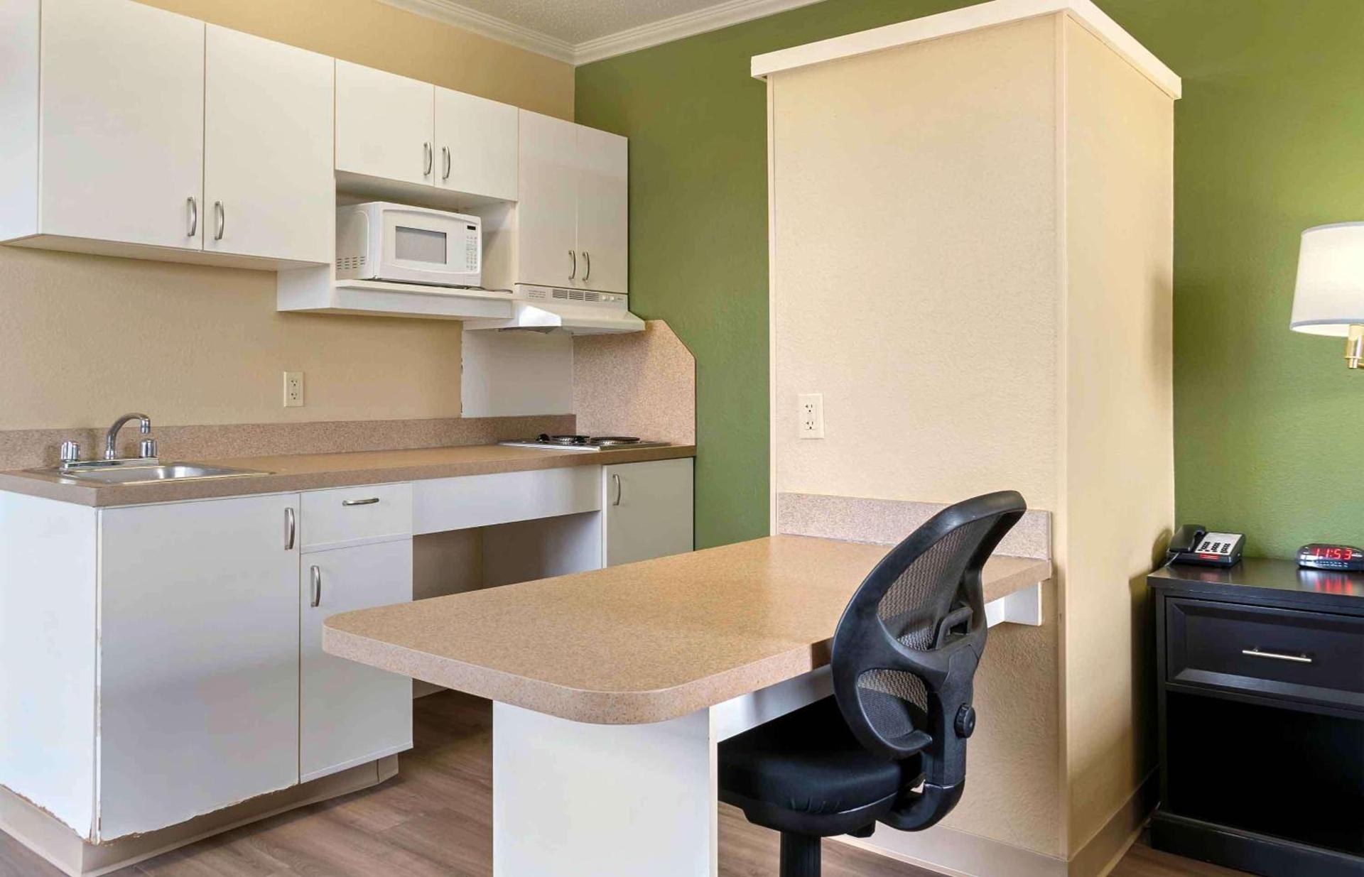 Extended Stay America Suites - Detroit - Madison Heights photo 29