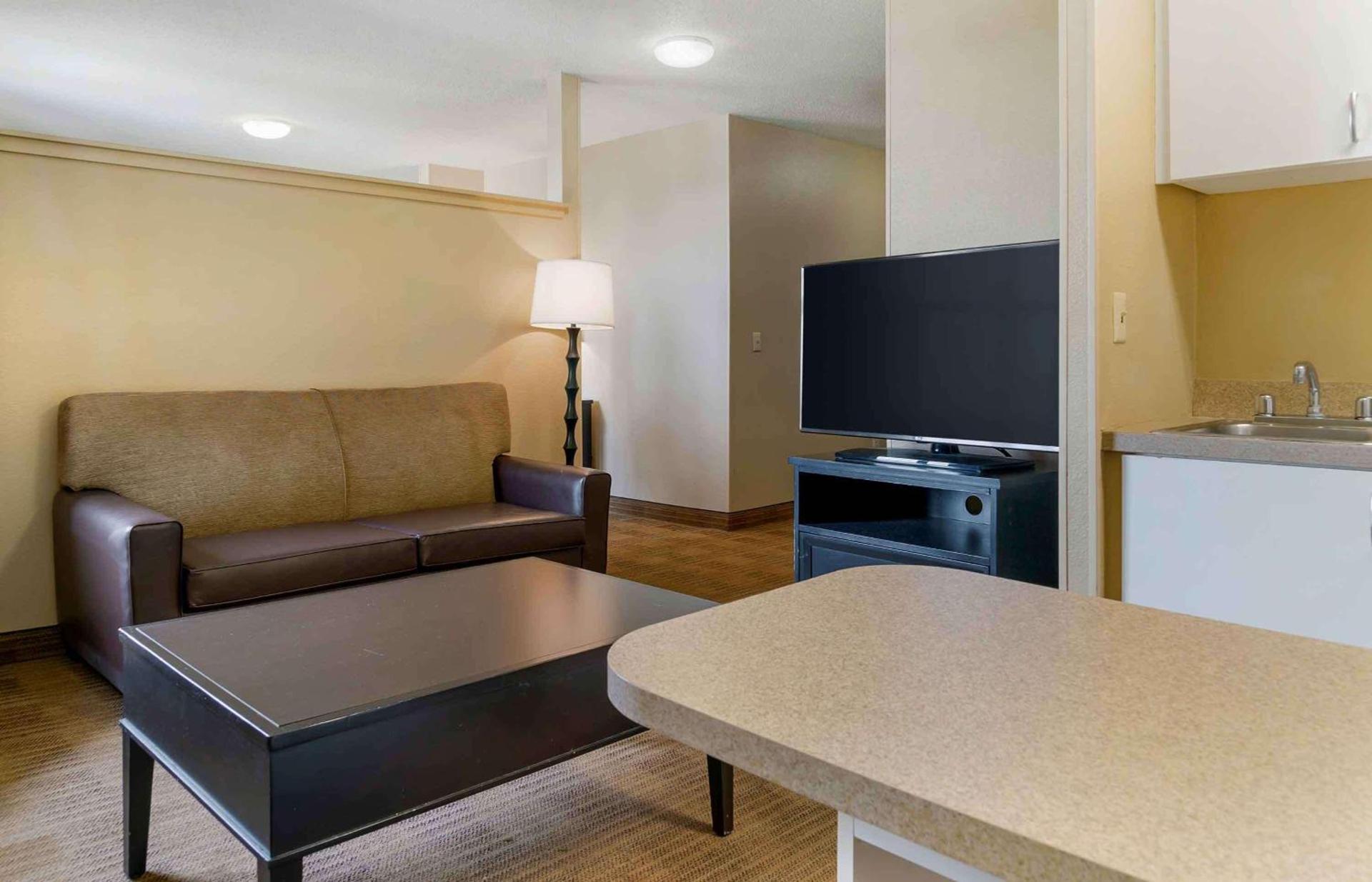 Extended Stay America Suites - Detroit - Madison Heights photo 30