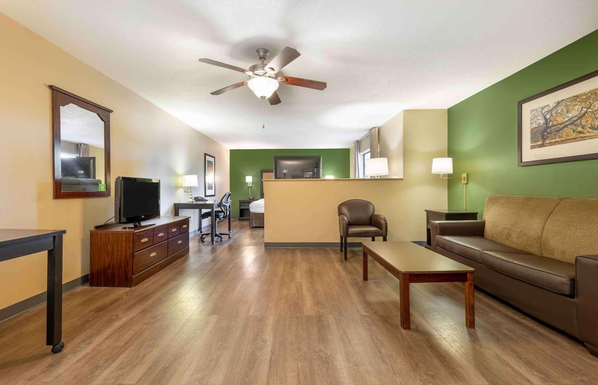 Extended Stay America Suites - Chicago - Buffalo Grove - Deerfield photo 28