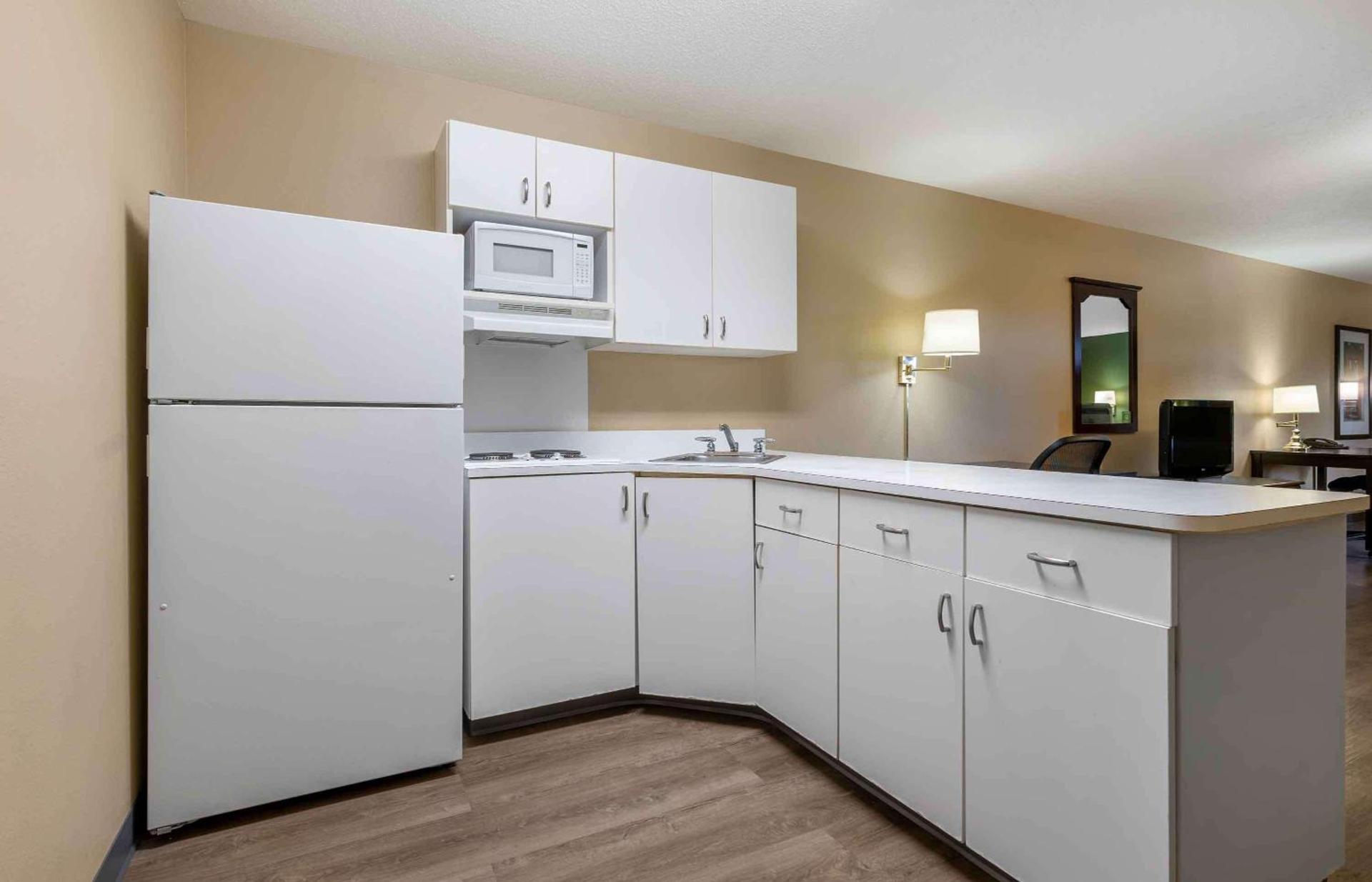 Extended Stay America Suites - Chicago - Buffalo Grove - Deerfield photo 30
