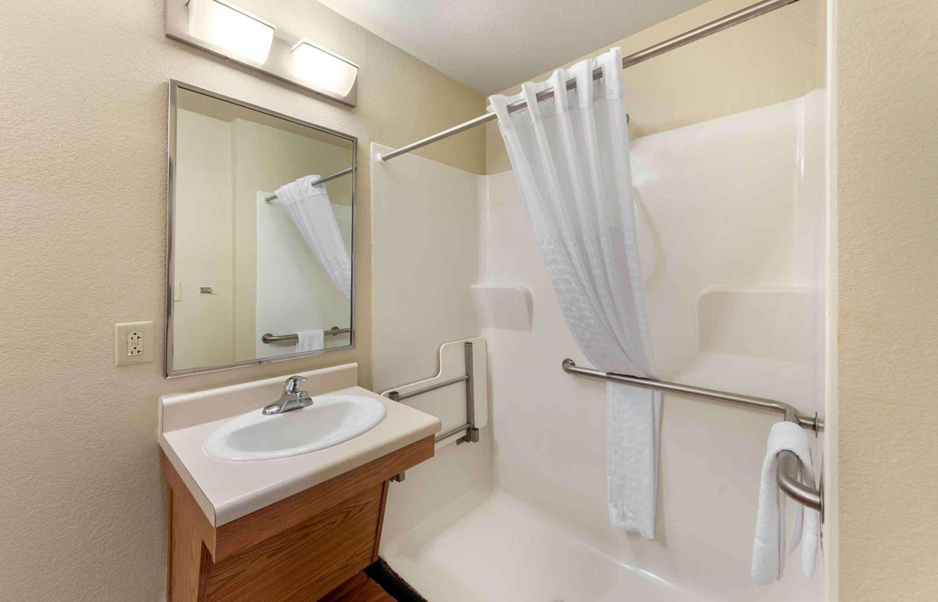 Studio 6 Extended Stay Birmingham Pelham AL photo 12