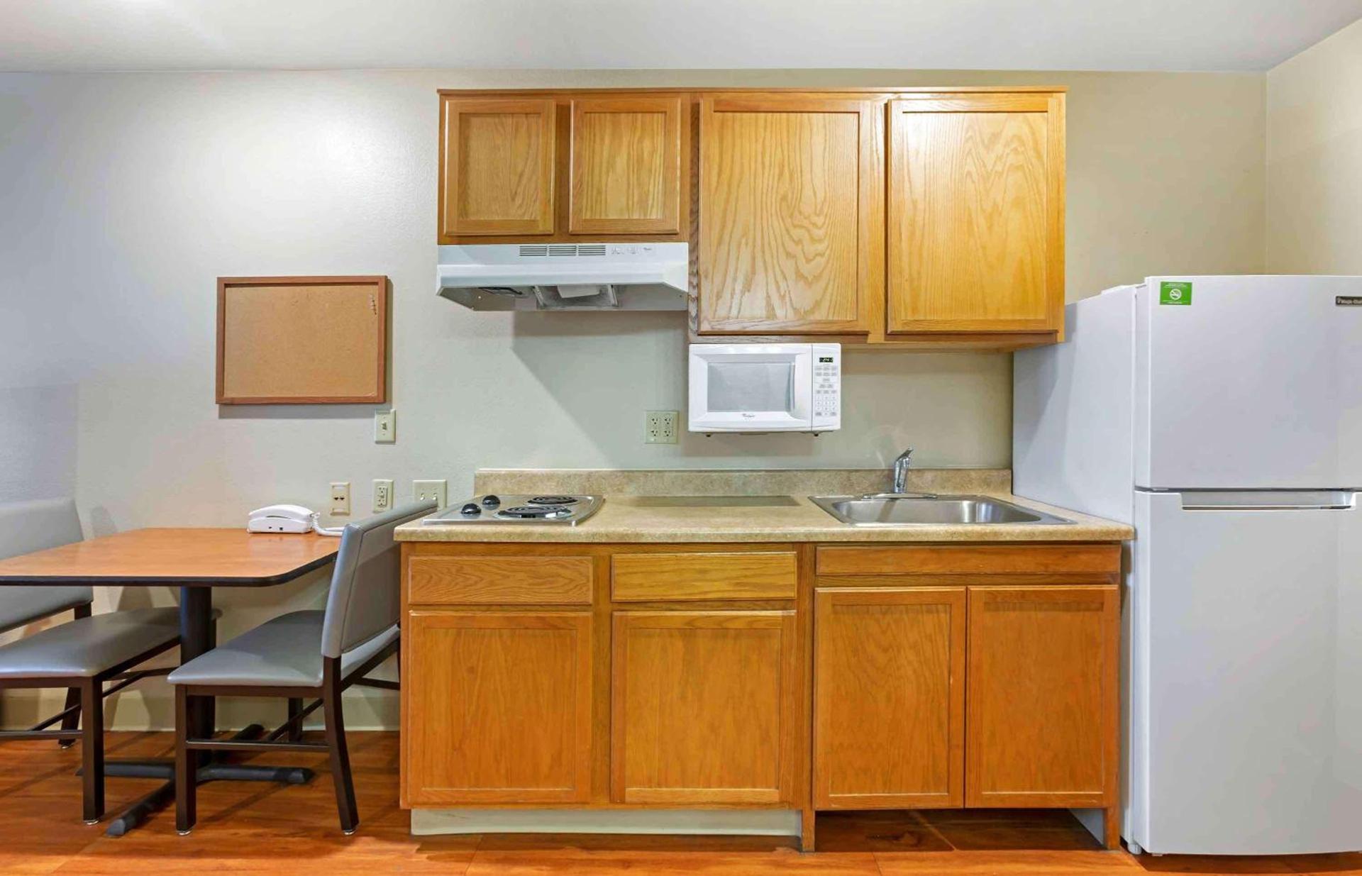 Studio 6 Extended Stay Birmingham Pelham AL photo 22