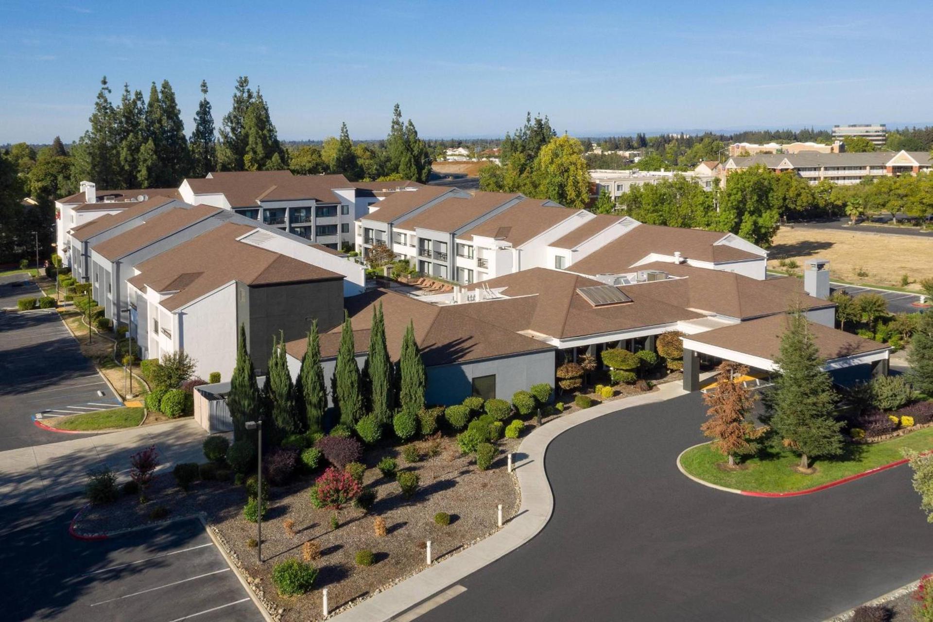 Courtyard Sacramento Rancho Cordova photo 1