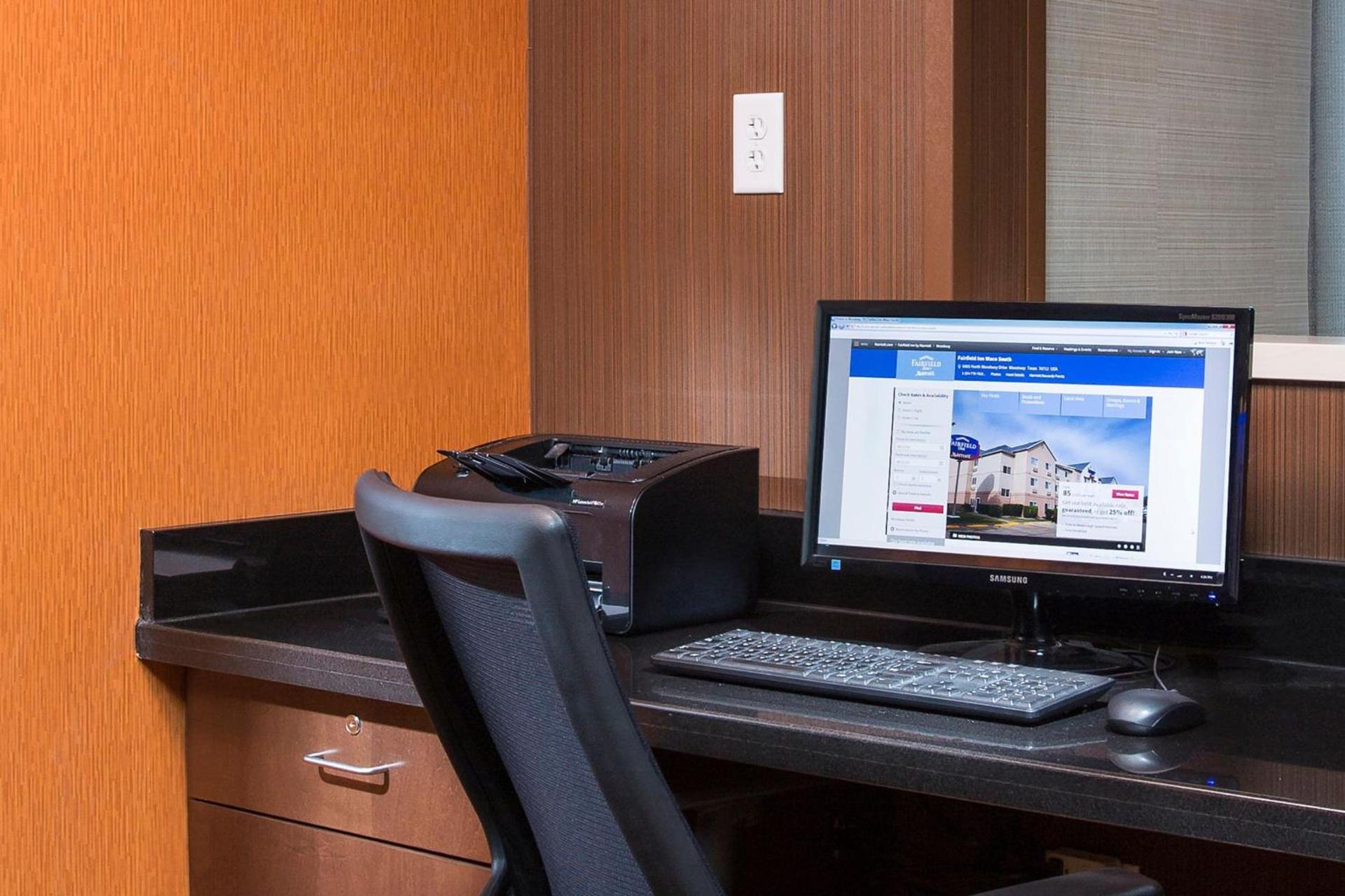 Fairfield Inn & Suites Waco South photo 14