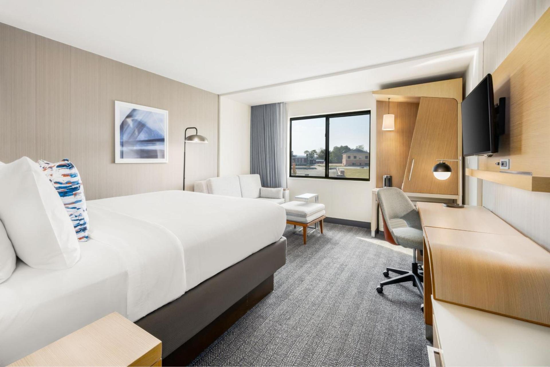Courtyard by Marriott Columbus Phenix City photo 7