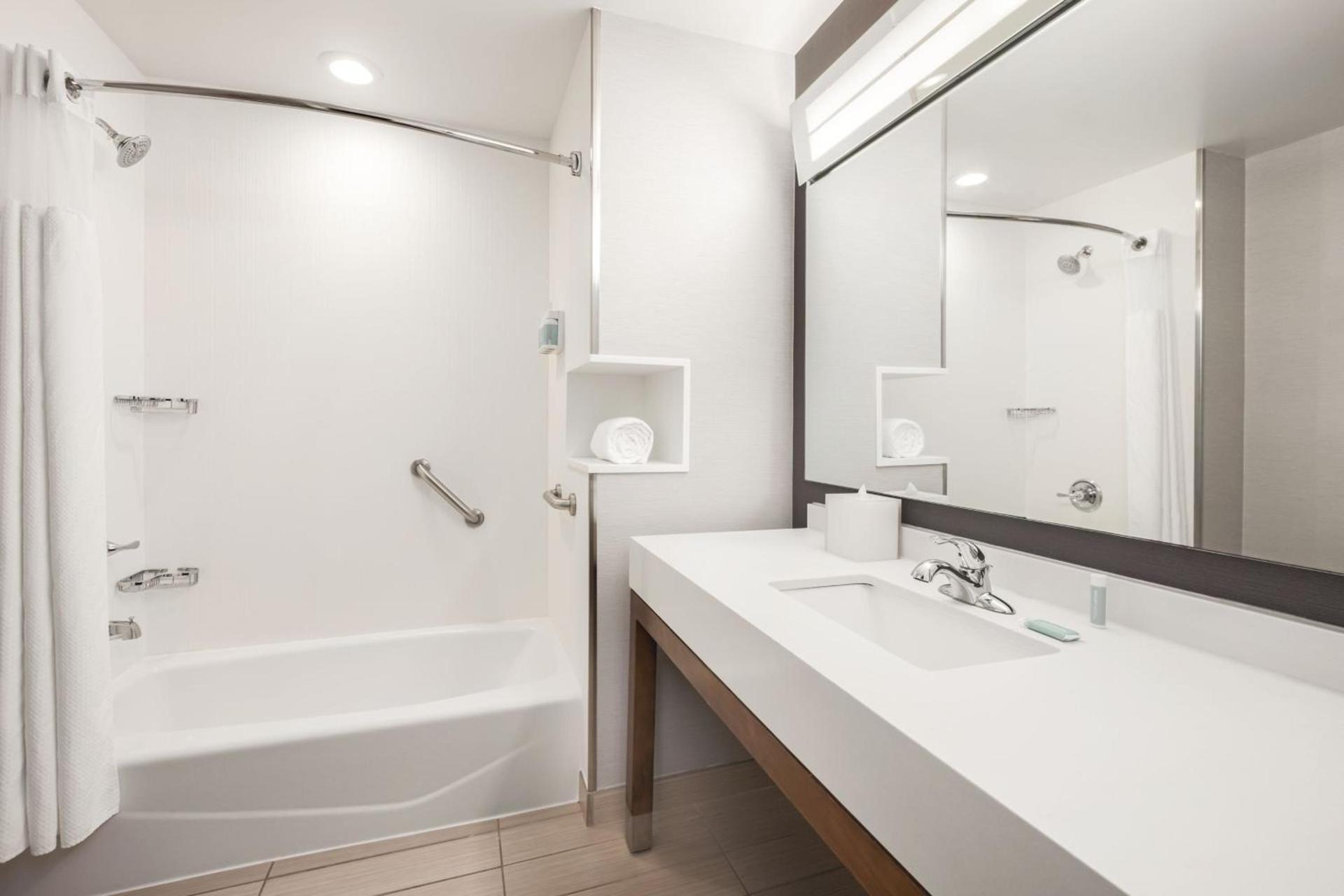 Courtyard by Marriott Columbus Phenix City photo 14