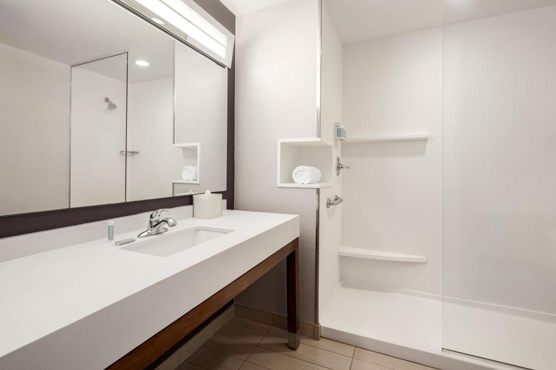 Courtyard by Marriott Columbus Phenix City photo 12