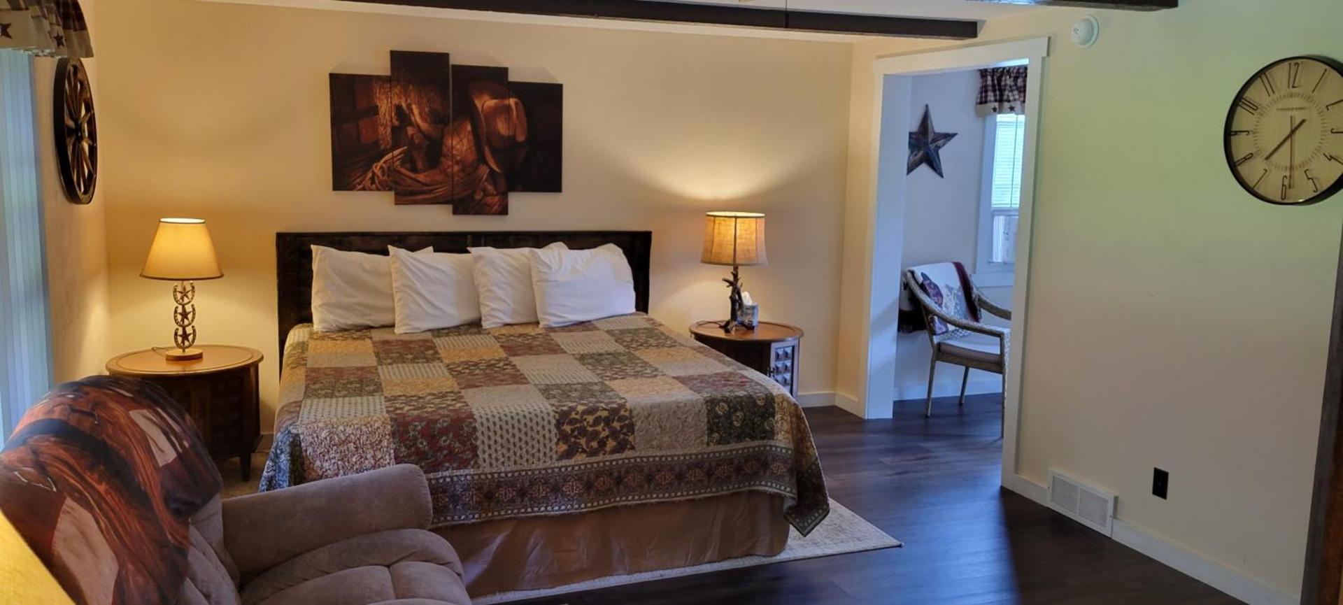 Trickling Waters Retreat photo 55