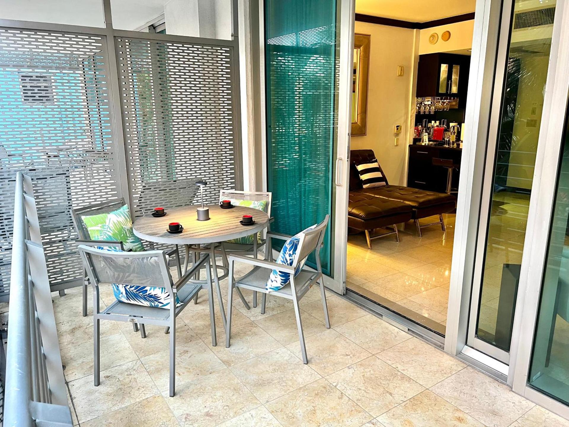 Boutique Suites 3 min walk to beach photo 15