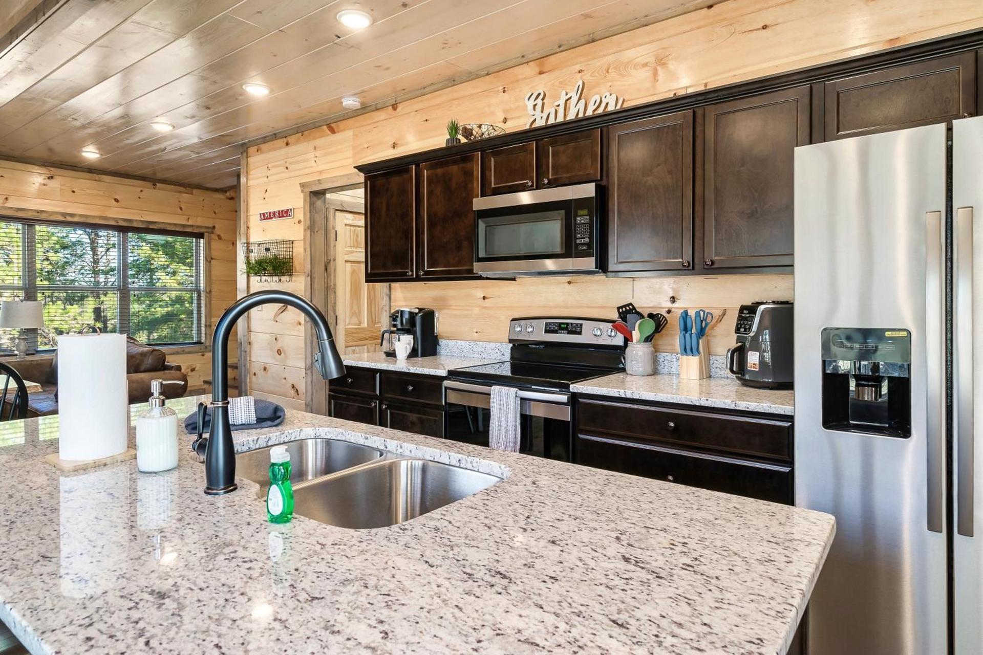 85 Indoor Pool, Game Room & Oversized Hot Tub photo 6