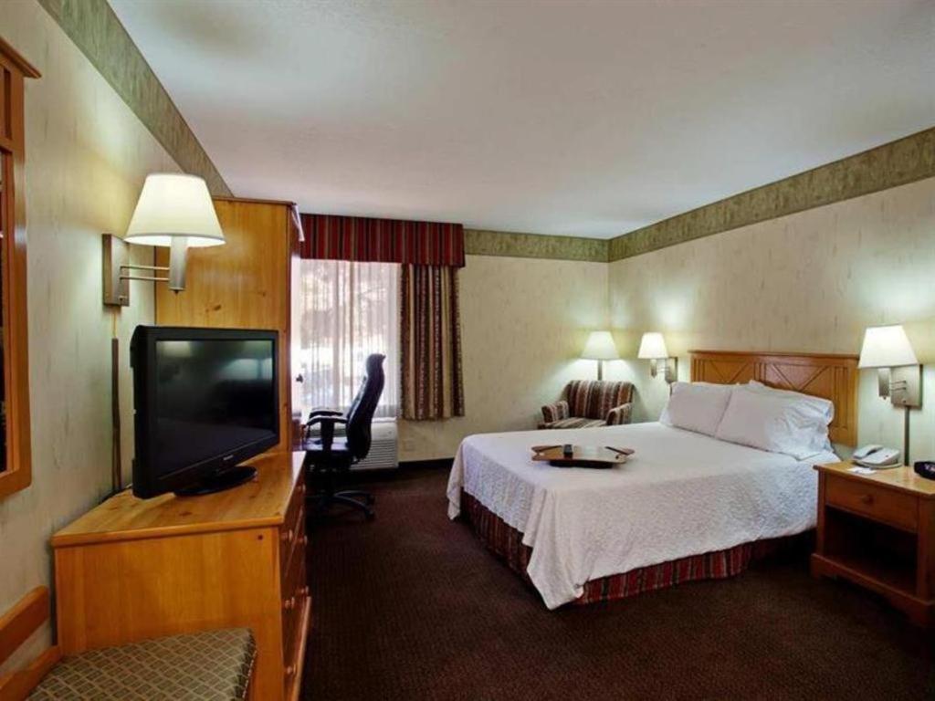 Flagstaff Hotel photo 17