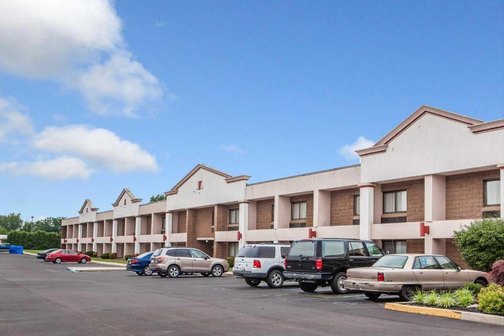 Quality Inn & Suites photo 22