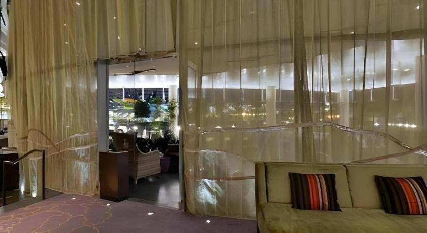Luxury Suites International by Vdara photo 12