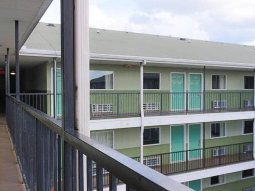 Sunstyle Suites photo 4